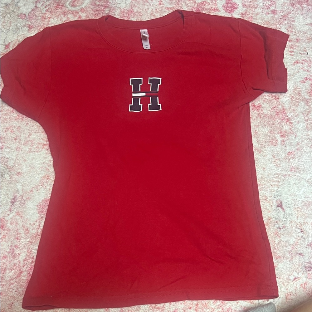 Tommy Hilfiger Red Crewneck Tee with Subtle Logo Tag